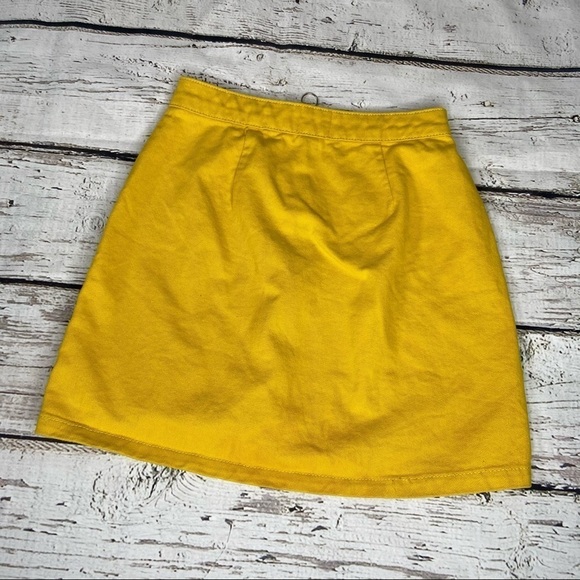 BDG Bright Yellow Front Zipper Skirt Size XS - Picture 4 of 9